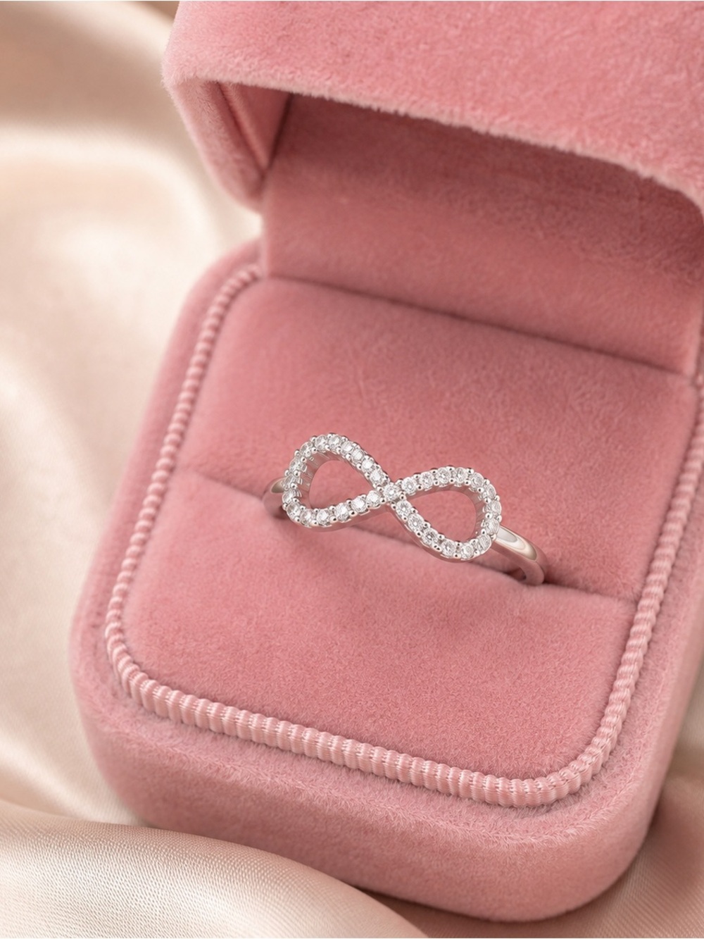 Moissanite Infinity band ring 💍